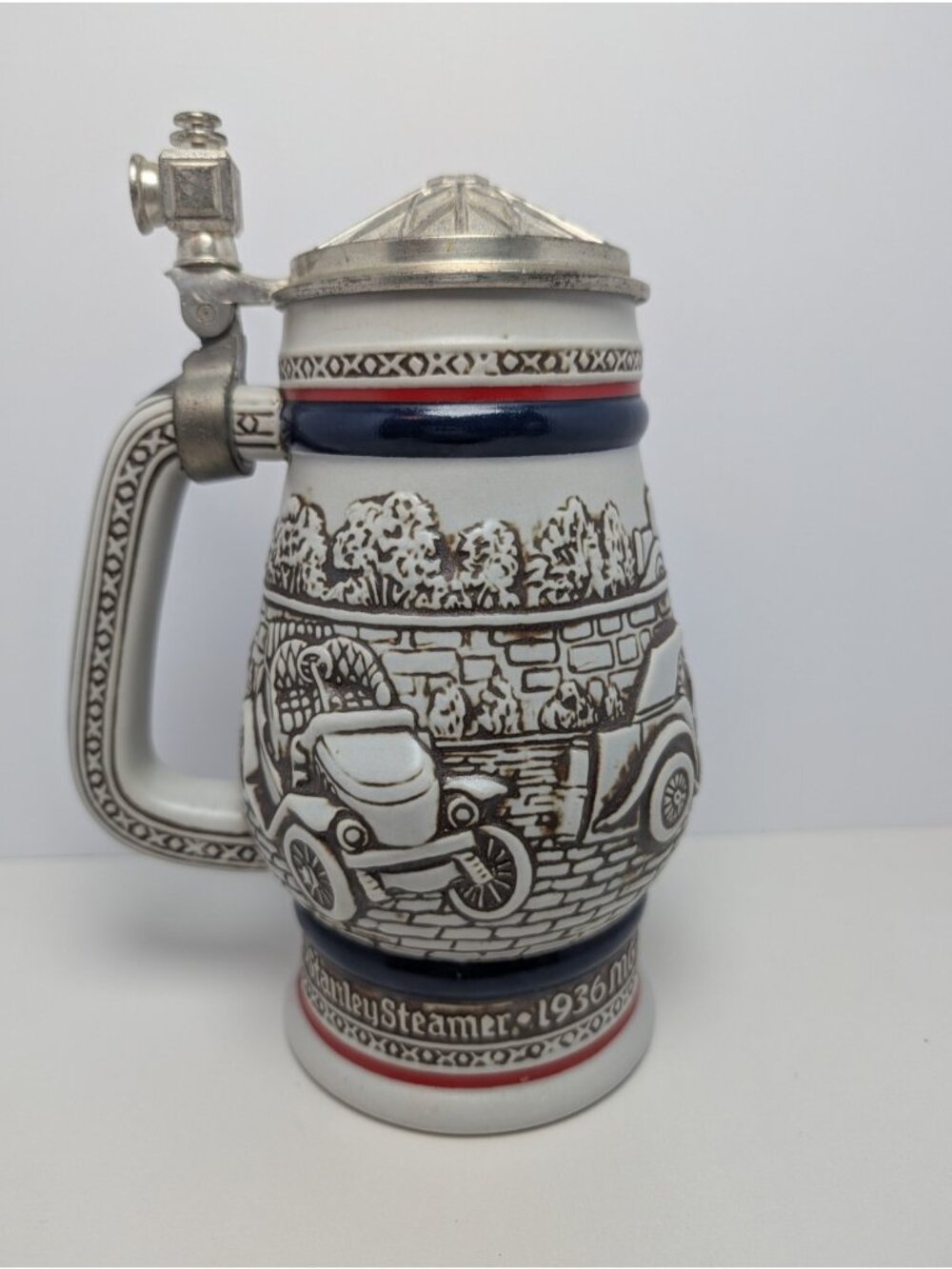 Vintage 1979 Avon Beer Stein Classic Cars Hinged Pewter Lid 9" Tall Brazil